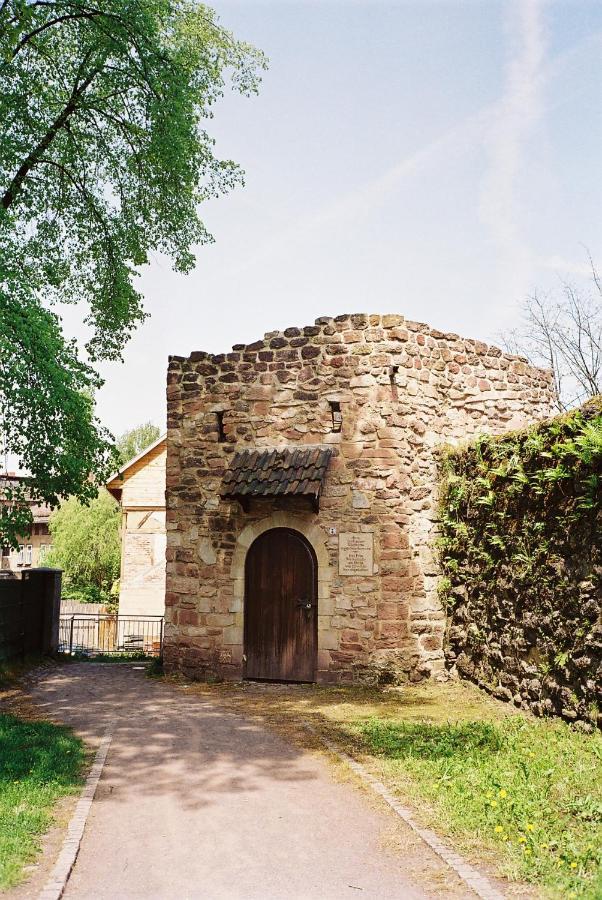 Gasthof-Gästehaus am Storchenturm Eisenach Exterior foto